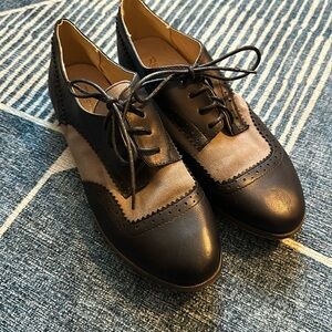 Women’s Oxford Shoes